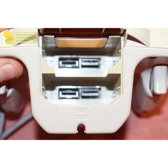 Sega DreamCast Game Controller HKT-7700 - Picture 8 of 10